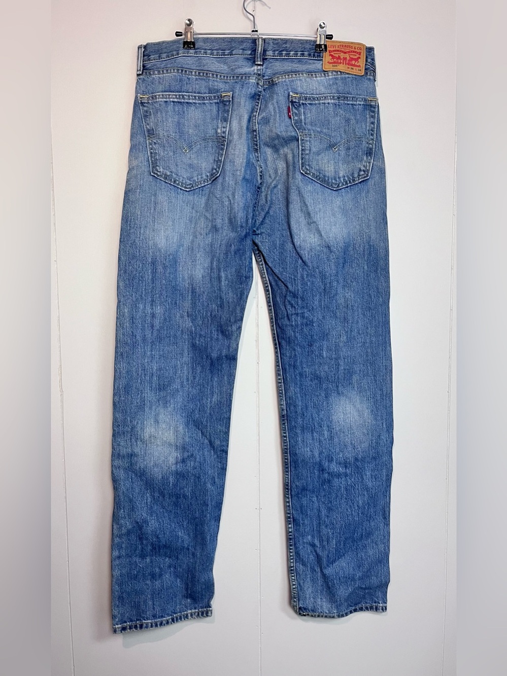 Levi’s 505 Men’s Jeans W36 L34 — Light Wash Straight Leg - Picture 3 of 5